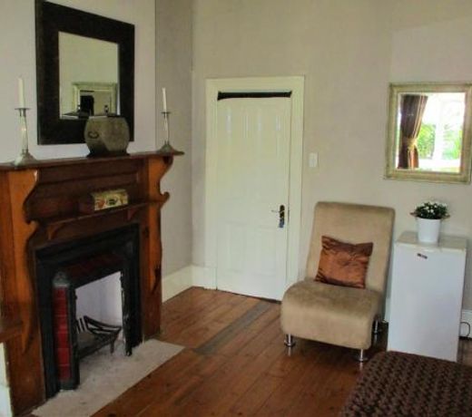 6th & 9th Melville Guest House