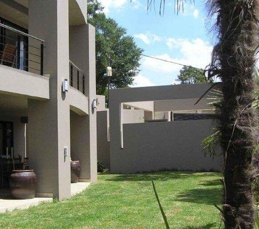 Fatmols Executive Lodges