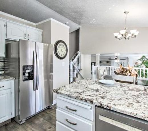 4BR Home Near HAFB, Restaurants, and Snowbasin!