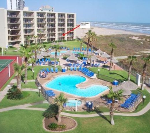 Beachside Condo 2 Bedroom Sleeps 9