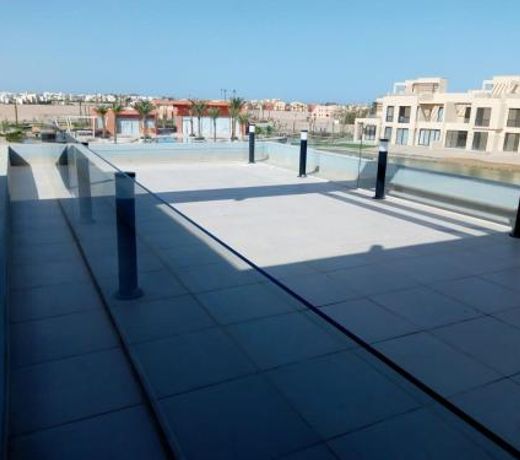Tawila Island Tip Spacious 5 bedroom Villa in Gouna