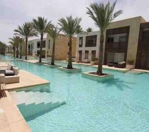 Large apt on the main pool, Scarab Club, El Gouna.