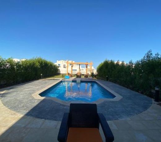 Luxurious villa with private swimming pool in Sahl Hasheesh