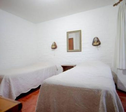 Punta Ballena, Solanas, cabana