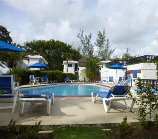 Rockley Golf Club, 2 bed 2 bath Pool, Tennis, Golf, Bar & Restaurant!