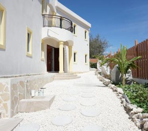 High-End finished apartment Higher Heights, Barbados