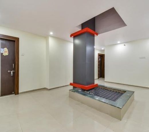 Capital O NAG516 Hotel Lake View