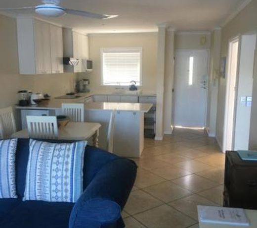 Laguna Grove 48