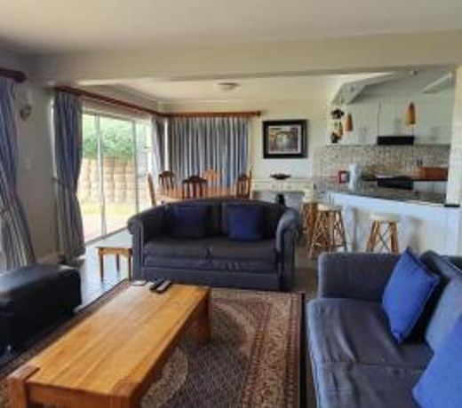 Sea View 3 bedrooms Villa in Brenton On The Rocks