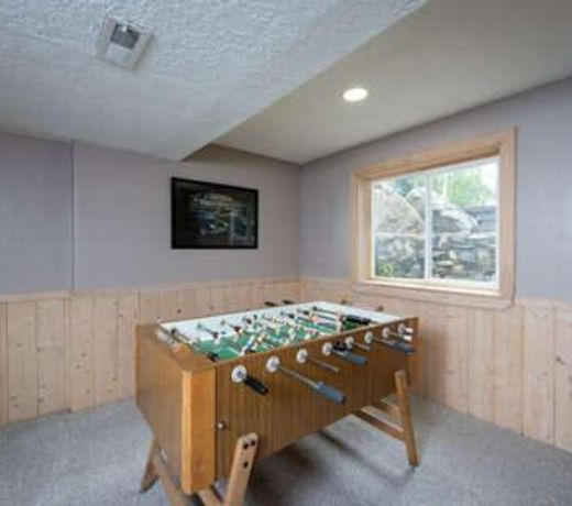 Quiet. Immaculate. Sleeps 16. Lots of Outdoor Living. Eden, Utah