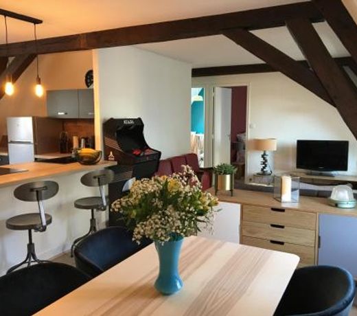 Happy Loft - Centre historique + parking prive
