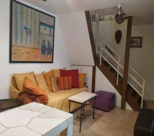 Studio Apt Great Location Heart of Downtown District