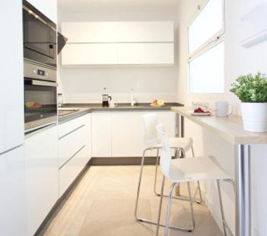 Hip & Cozy 2 room apt