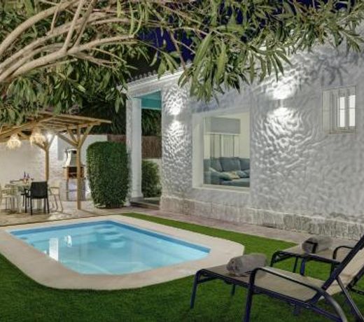 Villa Conchita By Seric,15Â´ walking to the beach