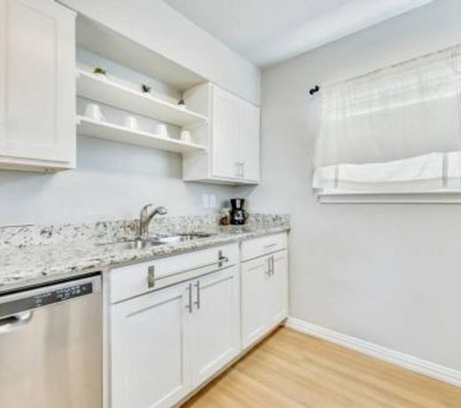 Urban Relaxation 2 BR Apartment