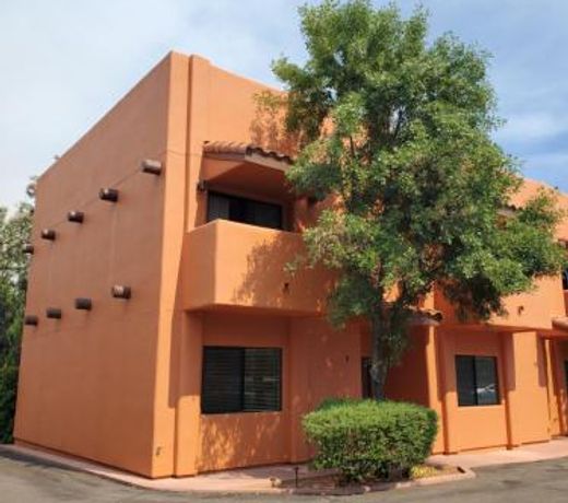 Red Rock Luxury