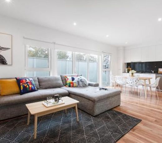 Heart of Highett Apartment by Ready Set Host