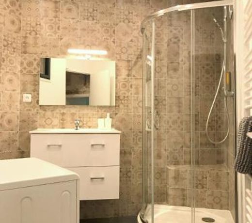 Tres bel appartement dans le centre historique