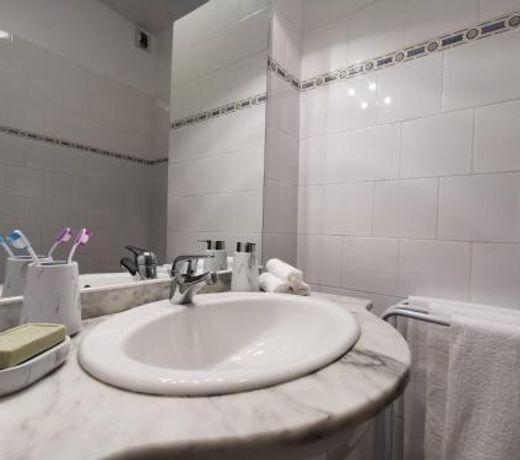 Appart Hotel Centifolia - Place aux aires