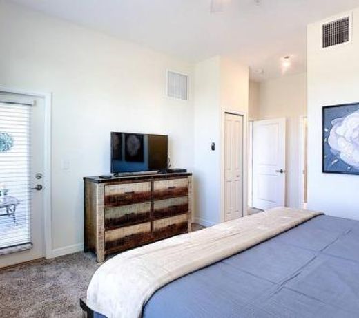 Luxury 2BR Thematic Condo in ChampionsGate