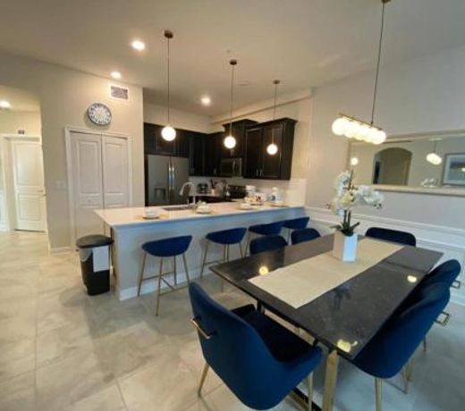LUXURY AND MODERN TOMEHOUSES NEAR DISNEY book now