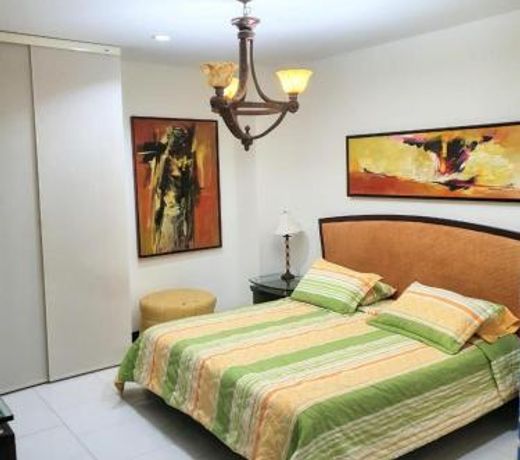 Excelente Apartamento familiar en Cartagena con salida al mar