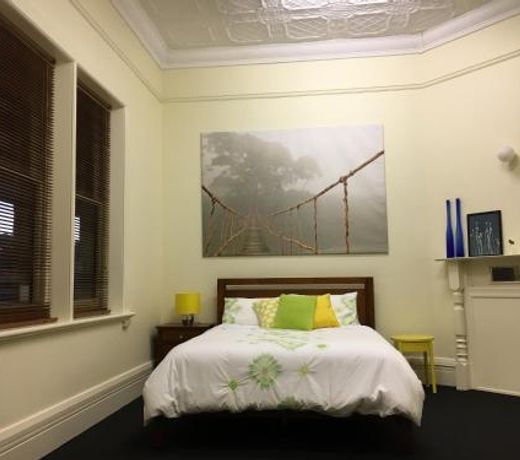 BELMONT 11 bedroom home in the heart of Victor Harbor