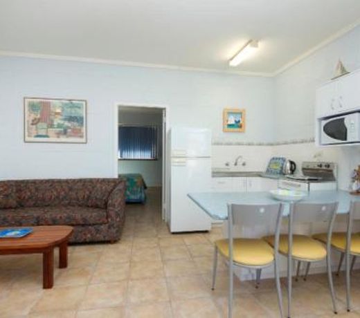 Forster Lodge 6, Cnr Wallis & West Street, Forster