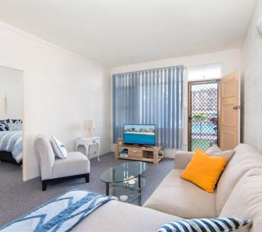Forster Holiday Lodge 4 - Central location!