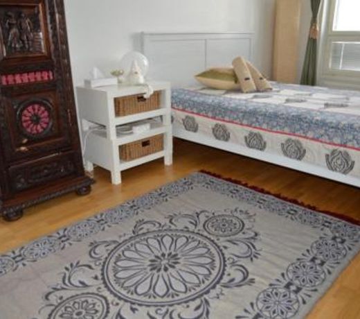 BEAUTIFUL SEASIDE TOWN Apartment with SAUNA and on-premise RESTAURANTS GYM ,SUPERMARKET