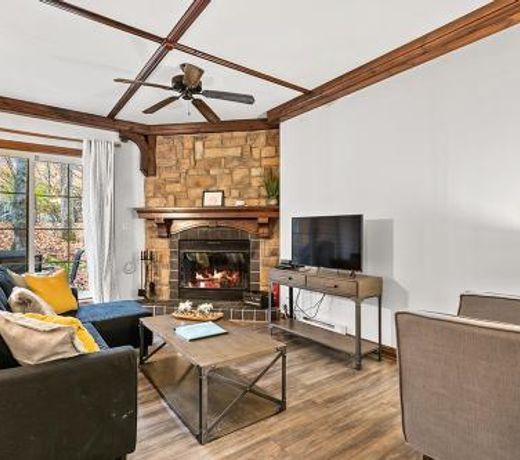 Le Manoir 106-5 by Escapades Tremblant