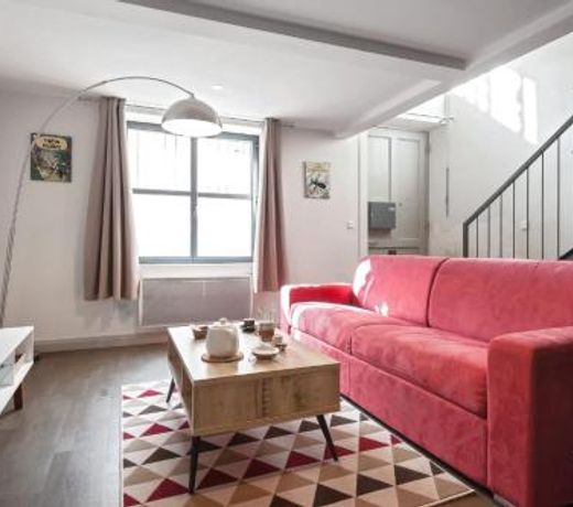 GuestReady - Superb Townhouse Duplex - Croix Rousse