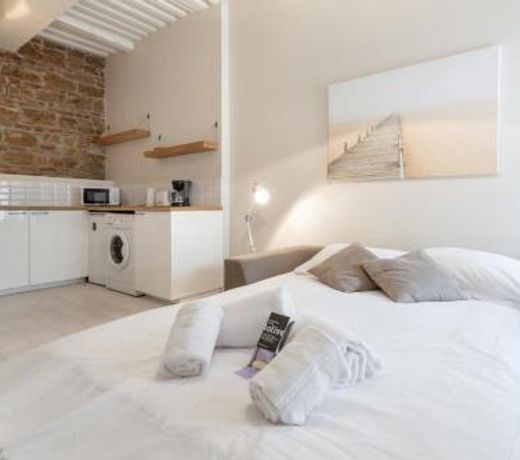 GuestReady - Charming Studio for 2 near the Metro