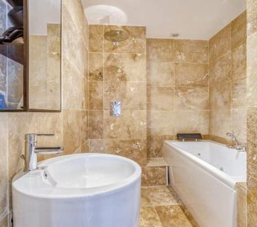 GuestReady - Modern 2BR Loft-style Apt - Croix-Paquet