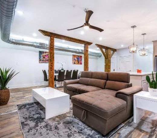 Urban Oasis 4BD House close to FQ & City Hot Spots'