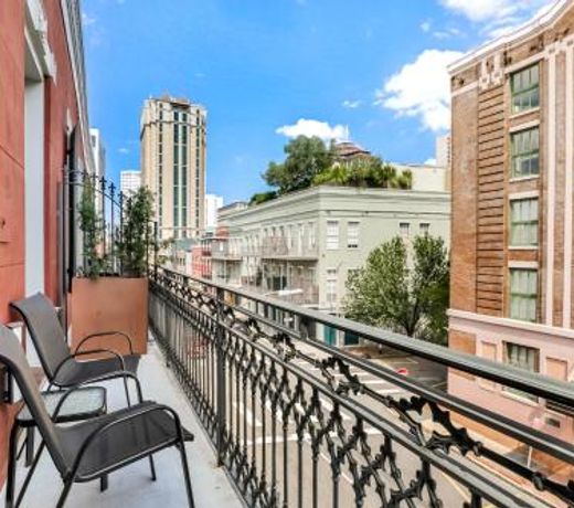 New Orleans Luxury Rentals THE NATCHEZ