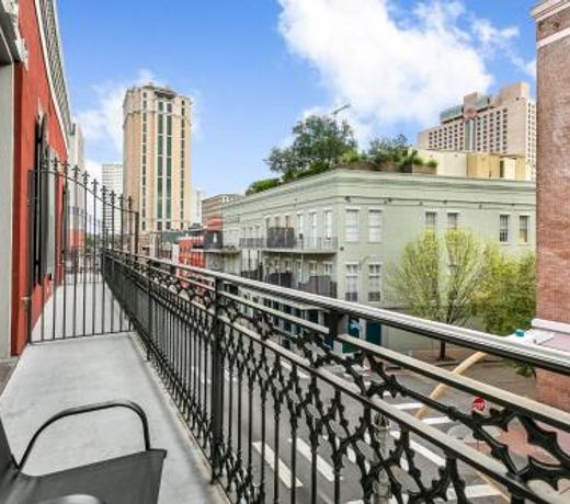 New Orleans Luxury Rentals THE DESIRE