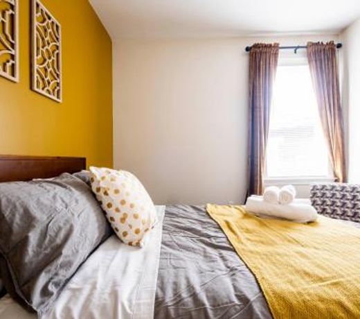 Providence Large, Spacious, Modern 4BR Apartment