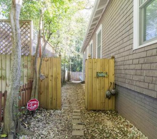 Cool Guest House - Close to Uptown - Walk Everywhere