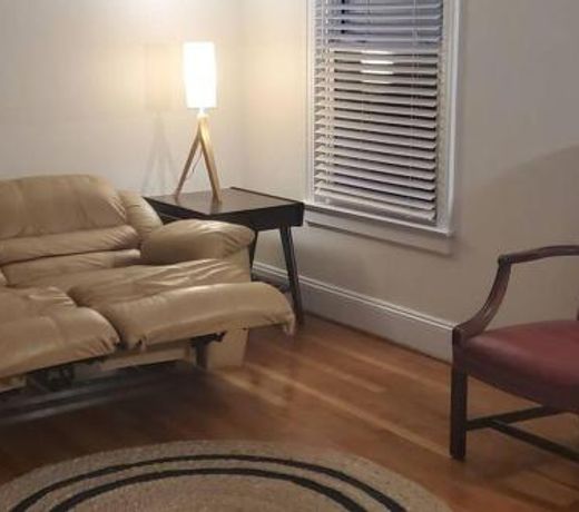 ***Charming Comfortable Home Near Dilworth***