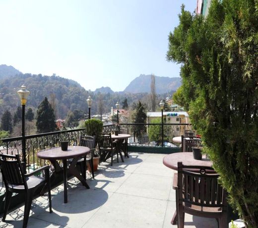 Goroomgo Deluxe Ankur Lake View Nainital