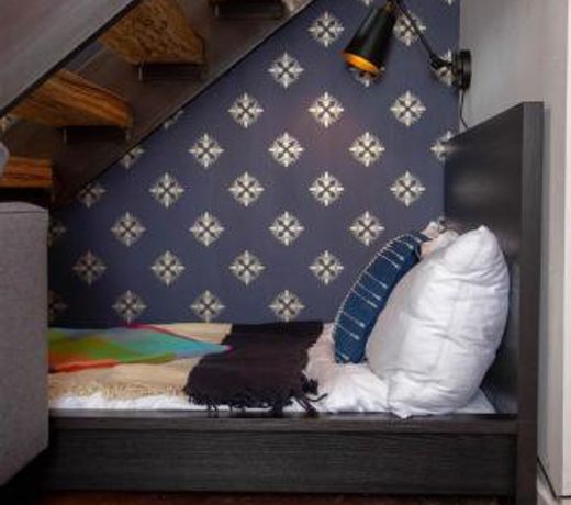 Eco Friendly Loft in Center City, CONTACTLESS CHECK IN - Hive Room