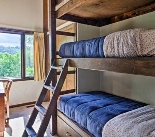 Family-Friendly Glen Home with White Mountain Views!