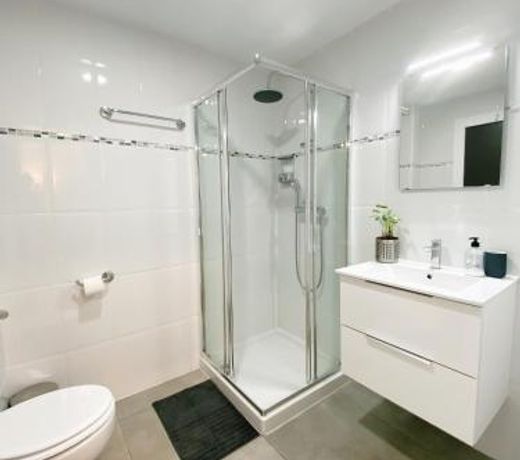 Great Apartments for Groups & Families