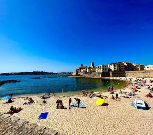 Appartement tout neuf vieil Antibes
