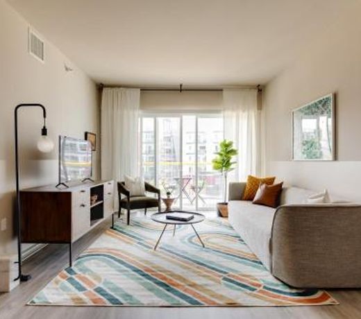2-Bdrm Gem Steps From Venice Beach