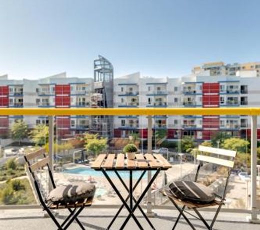 2-Bdrm Gem Steps From Venice Beach