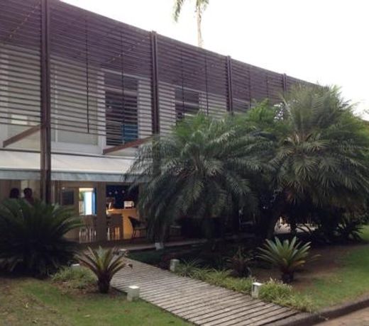 Confortavel Casa Condominio Marbella