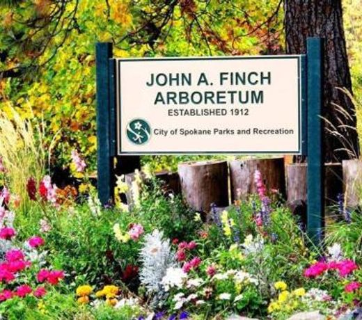 Beautiful Finch Arboretum 2 Bedroom House