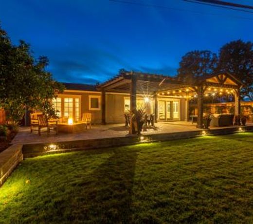 @ Marbella Lane Executive Waterfront Property